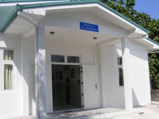 ހދ. ފިނޭ ކުޑަކުއްޖަކު ހާލު ދެރަވެގެން އިތުރު ފަރުވާއަށް މާލެ ގެންނަނިކޮށް ފްލައިޓް ތެރޭގައި މަރުވެއްޖެ