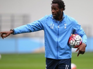 އިންގްލޭންޑް ގައުމީ ޓީމުގެ ކުރީގެ ކުޅުންތެރިޔާ އުގޯ އެހިއޯގޫ މަރުވެއްޖެ