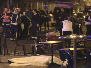 ޕެރިހުގައި ބުރާސްފަތި ދުވަހު ބަޑިން ހަމަލާ ދިން މީހާ ދެނެގަނެވިއްޖެ: ފުލުހުން