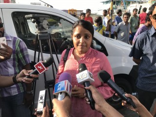 Yumna Maumoon speaking to press