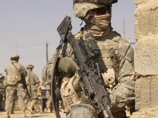 އެމެރިކާ ސިފައިން، އަފްޣާން ސިފައިން ޓްރެއިން ކުރުމަށް އަފްޣާނިސްތާނަށް 