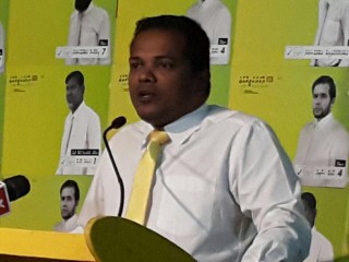 މިސަރުކާރަށް އިންތިހާބަކާ ކުރިމަތިލާކަށް ނުކުރޭނެ: ނިޒާރު