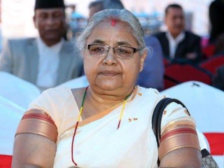 ނޭޕާލުގެ ފުރަތަމަ އަންހެން އުއްތަމަ ފަނޑިޔާރު މަގާމުން ވަކިކުރަން ހުށަހަޅައިފި