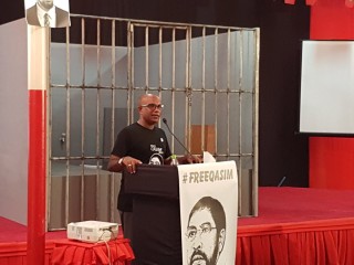 ސަމީރު ކުނޫޒްގައި ވާހަކަ ދައްކަވަނީ 