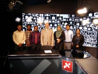 ދިވެހި ނޫސްވެރިން ކުރަމުންދާ މަސައްކަތަކީ ހިތްވަރުގަދަ، ބިރުކުޑަ މަސައްކަތެއް: ރޫސޯ