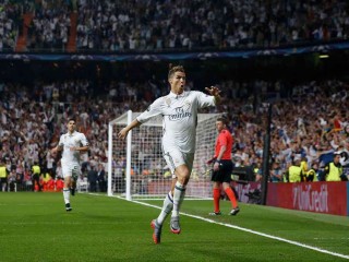 ރޮނާލްޑޯގެ ހެޓްރިކާއެކު ރެއާލް ފައިނަލާ ގާތަށް