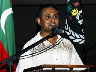 ކަރެކްޝަނަލް ސަރވިސްގެ މަސައްކަތަކީ މުޖުތަމައުން އެކަހެރި ކުރެވޭ މީހުން އަނބުރާ މުޖުތަމައަށް ތައްޔާރު ކޮށްދިނުން: ޒިލާލް