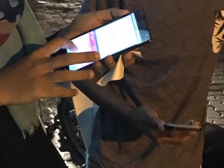 މޯބައިލް ފޯނު ފޭރުން އާއްމުވެފައި