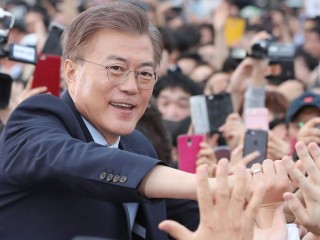 ރައީސް މޫން ޖެއި އިން