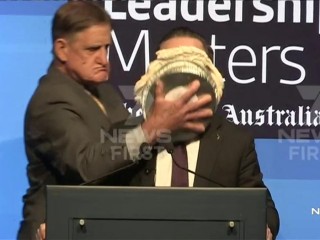 މޫނަށް ކޭކް ޖެހި މީހާގެ މައްޗަށް ދައުވާ ކުރާނޭ ކަމަށް ކުއަންޓަސްގެ ސީއީއޯ ވިދާޅުވެއްޖެ