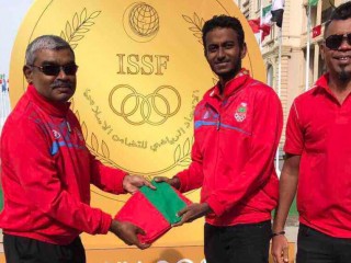 ސޮލިޑާރިޓީ ގޭމްސްގެ ރާއްޖޭގެ ފްލެގް ބިއަރާ އަކަށް ފާލިހް