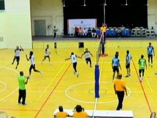 އިންޓަރ އޮފީސް ވޮލީ މުބާރާތުގެ ފިރިހެން ޑިވިޝަނުގެ ފައިނަލުގައި ޕޮލިހާއި އެމްއޭސީއެލް ބައްދަލުކުރި މެޗުގެ ތެރެއިން