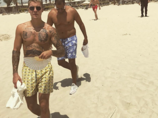 Did Bieber have a photo-free getaway in the Maldives?