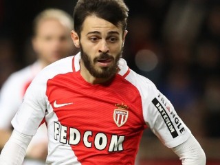 ސިލްވާ 43 މިލިއަން ޕައުންޑަށް މެންޗެސްޓަރ ސިޓީއަށް!