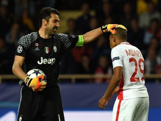  ބުފޮން އަށް "ބެލަންޑިއޯ" އެވޯޑް ހައްގު: އެމްބާޕޭ