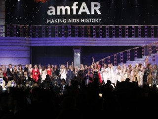 60 people win a week in Maldives at amfAR Gala 2017