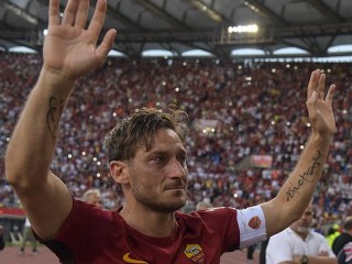 އެތައް ބަޔެއްގެ ލޯތްބާއެކު 25 އަހަރަށް ފަހު ޓޮޓީ ކުޅުން ހުއްޓާލައިފި