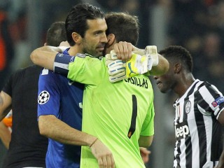 ޗެމްޕިއަންސް ލީގު ކާމިޔާބުނުވެ ބުފޮން ކުޅުން ހުޓާލާތަން ބަލަން ބޭނުމެއް ނޫން: ކަސިލަސް