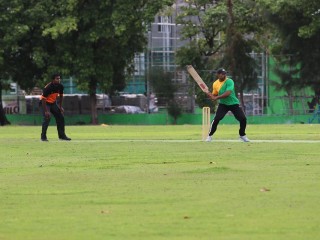 އަކުންބަކުން އަދި އެޗްޑީސީއިން މެޗްތަށް ކާމިޔާބުކޮށްފި