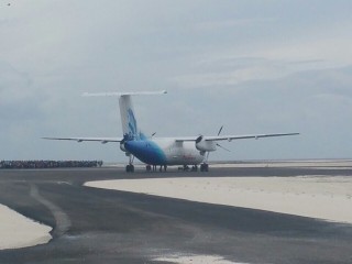 Maldivian Airlines conducts first flight to Dhaalu Airport