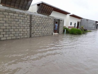 Flooding caused due to heavy rain in Haa Dhaalu Hanimaadhoo