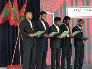 11  ފަހަރު ވޯޓުލައިގެން ބ. ދޮންފަނު ކައުންސިލްގެ ރައީސާއި ނައިބު ރައީސް ހޮވައިފި
