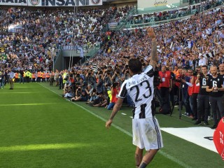 ޑެނީ އަލްވޭޒް ހޯދުމަށް ޗެލްސީން މަސައްކަތް ފަށައިފި