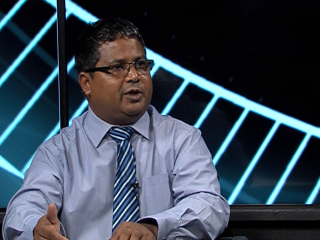 ރައީސުލް ޖުމްހޫރިއްޔާއަކީ ރައްޔިތުންގެ ޚާދިމެއް، ވެރިކަން ލިބުނީމަ އެކަން ހަނދާން ނެތޭކަށް ނުޖެހޭ: ޑރ. ހުސައިން