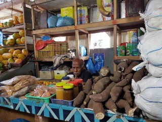 މާލޭ ލޯކަލް މާރުކޭޓް 