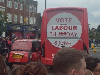 އިނގިރޭސިވިލާތުގެ އާއްމު އިންތިޚާބުގެ ވޯޓްލުން މާދަމާ!