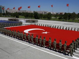 ތުރުކީ ސިފައިން ޤަތަރަށް ފޮނުވުމަށް ފާސްކޮށްފި