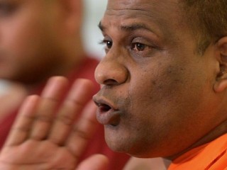 ބޮޑު ބަލަ ސޭނާ ގްރޫޕްގެ އިސްމީހަކު ލަންކާ ފުލުހުން ހައްޔަރު ކޮށްފި