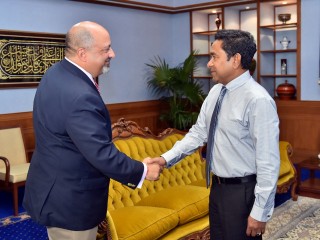 ސުލްހަވެރި ޑެމޮކްރެޓިކް ހަރަކާތަށް އެމެރިކާއިން ރާއްޖެއަށް އެހީތެރިވާނެ: ސަފީރު