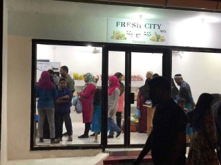 ފްރެޝް ސިޓީ: މޭވާ އާއި ތަރުކާރީ އަށް ހާއްސަ ފިހާރައެއް ހިތަދޫގައި ހުޅުވައިފި