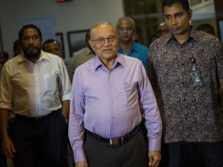 ރައީސް މައުމޫނަށް ސެކިއުރިޓީ ހަމަޖައްސައިފި 