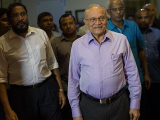 ރައީސް މައުމޫން އަބްދުލްޤައްޔޫމް - އެމަނިކުފާނު ވަނީ ގުޅިފައިވާ ޕާޓީތަކުގެ ގުޅުމަށް ބުރުލެއް ނޭރުވޭނެކަމަށް ވިދާޅުވެފައި