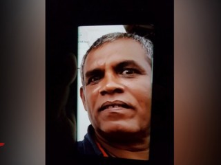 ހާރުކައިގެން ނިދަން ދިޔަ އިއްސެ މަރައިލީ ތޫނު އެއްޗަކުން ފުން ޒަޚަމްތަކެއް ކޮށްލައިގެން!