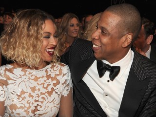 "ޖޭމްސް ބޮންޑް" ގެ ތީމް ލަވަ ކިޔަނީ ބިޔޯންސޭ