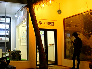 އެލްއޭ ލައިފްސްޓައިލް: ޝާޕް ބްރޭންޑުގެ އޭސީއަށް ހާއްސަ ފިހާރައެއް