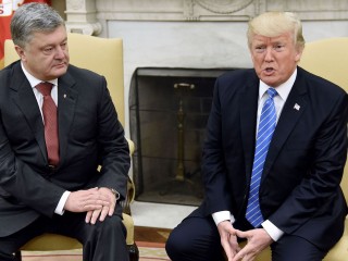 ޔޫކްރެއިންގެ ރައީސްއާއެކު ބޭއްވުނީ "ވަރަށް ރަނގަޅު މަޝްވަރާތަކެއް":ޓްރަމްޕް