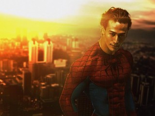 "ސްޕައިޑާމެން-ހޯމް ކަމިން" ގެ ހިންދީ ވާޝަންއަށް އަޑުއަޅަނީ ޓައިގާ ޝްރޮފް