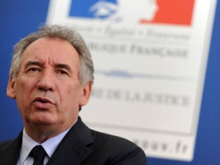 ފްރާންސްގެެ ޖަސްޓިސް މިނިސްޓަރު އިސްތިއުފާ ދެއްވައިފި