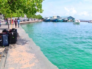 މާލޭގެ ބަނދަރު ހުސްވެފައި، އީދު ބަންދަށް ގިނަ ބަޔަކު ރަށްރަށަށް!