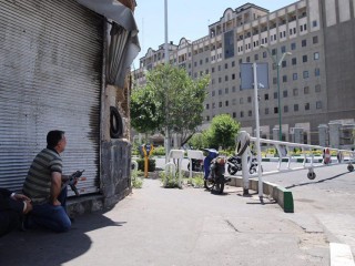 އީރާނުގެ ދީނީ ތަންތަނަށް ދޭން އުޅުނު ޓެރަރިސްޓް ހަމަލާއެއް ނާކާމިޔާބު ކޮށްލައިފި