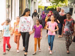 ހުޅުމާލޭ ފިޔަވަތީގެ ކުދިންނާއެކު މިނިސްޓަރ ޒެނީޝާ ޢީދު ފާހަގަކުރައްވައިފި