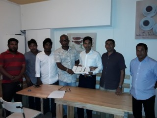 ގާދިއްފުށީ ޕީޕީއެމް ގޮފީގެ ރައީސް 50 މީހުންނާއި އެކު އެމްޑީޕީއާ ގުޅިއްޖެ