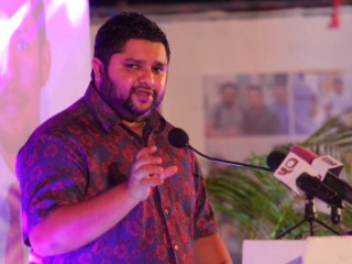 މައްޗަންގޯޅި ދެކުނު ދާއިރާގެ މެންބަރު އަބްދުﷲ ސިނާނު