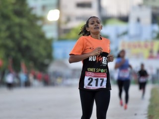 ހާފް މެރަތަން ރެކޯޑް 41 އަހަރުގައި މަރީ މުގުރާލައިފި