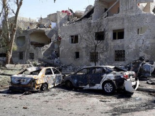 ދިމިޝްގަށް ތިން ކާރު ބޮމުގެ ހަމަލާ، ހަތް މީހުން މި ހާދިސާގައި މަރުވި 