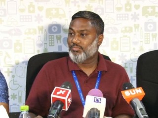 ޑެންގީ ޖެހޭމީހުންގެ އަދަދު ދަނީ އިތުރުވަމުން: ޑރ. ނިޔާފު